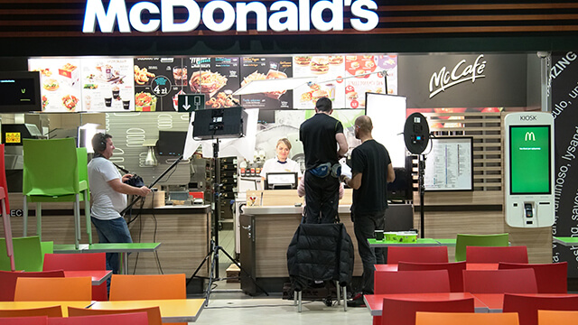 O nas - produkcja filmowa, McDonalds